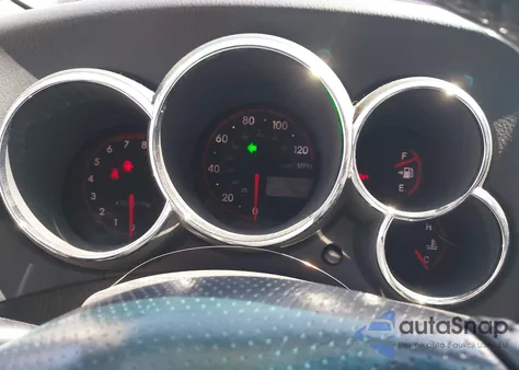 2005 Toyota Matrix Xr z USA, uszkodzony, nr VIN 2T1KR32E05C336947